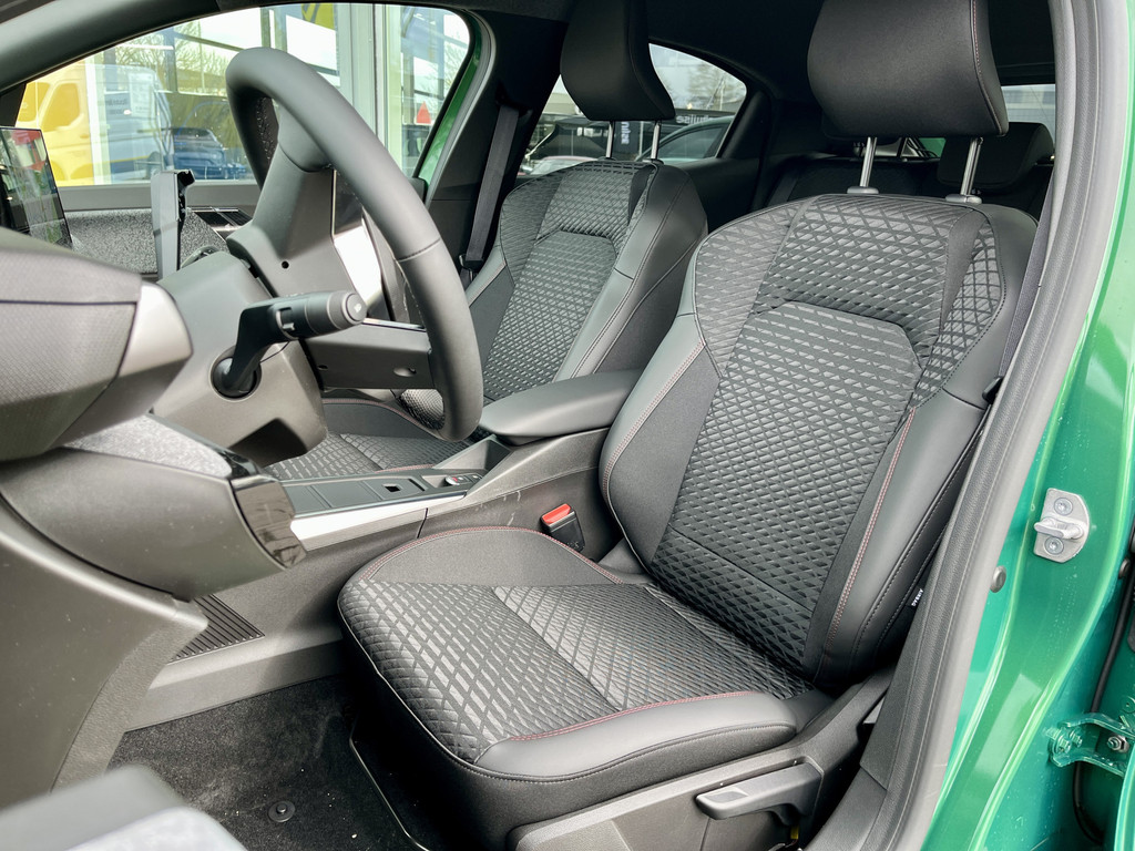 Renault Clio 1.8 Full Hybrid 160 Techno 52021291-3.jpg | Mattermeppel.nl