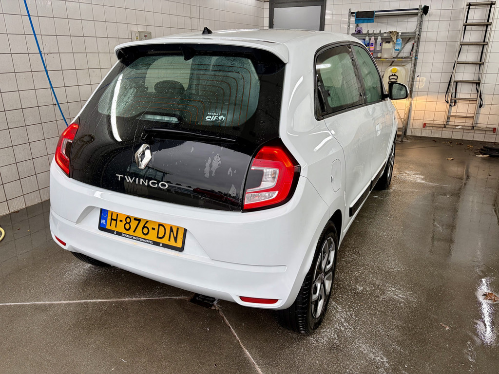 Renault Clio 1.6 E-Tech Full Hybrid 140 Intens 57297007-8.jpg | Mattermeppel.nl